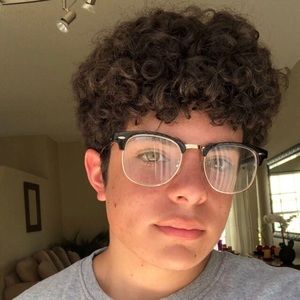 Meet your Posher, Daniel